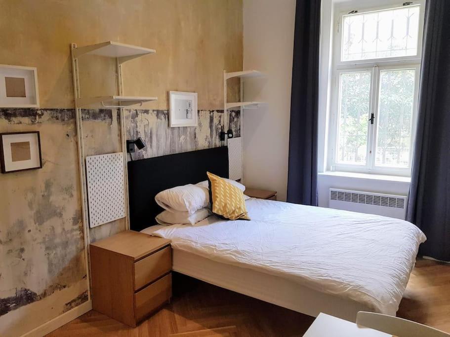 Stylish By Namesti Miru Appartement Praag